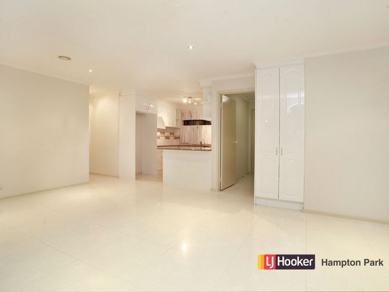 52 George Chudleigh Drive, Hallam VIC 3803