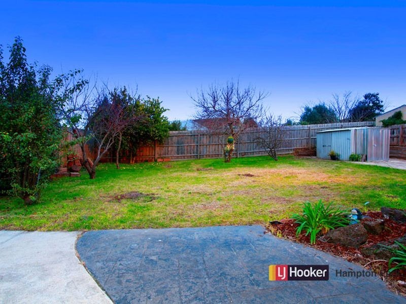 52 George Chudleigh Drive, Hallam VIC 3803