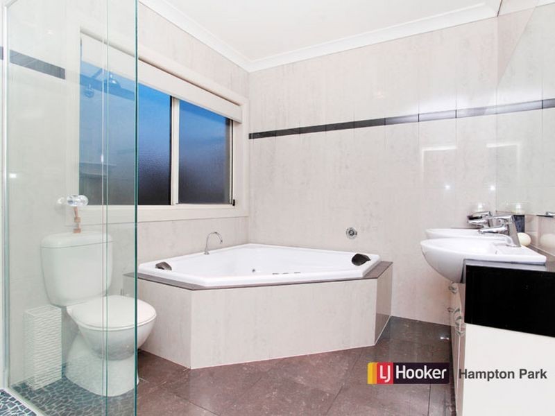 7 Sherbrooke Court, Narre Warren South VIC 3805