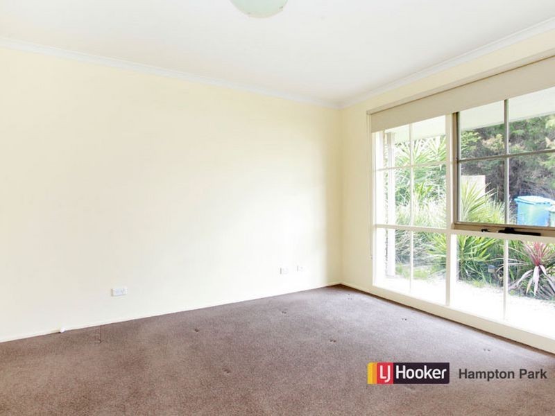 78 Warana Drive, Hampton Park VIC 3976