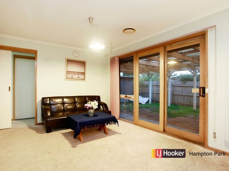 7 Cornell Place, Hampton Park VIC 3976