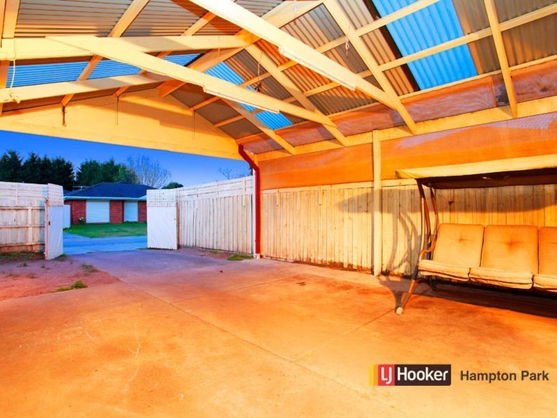 23 Eclipse Court, Hampton Park VIC 3976