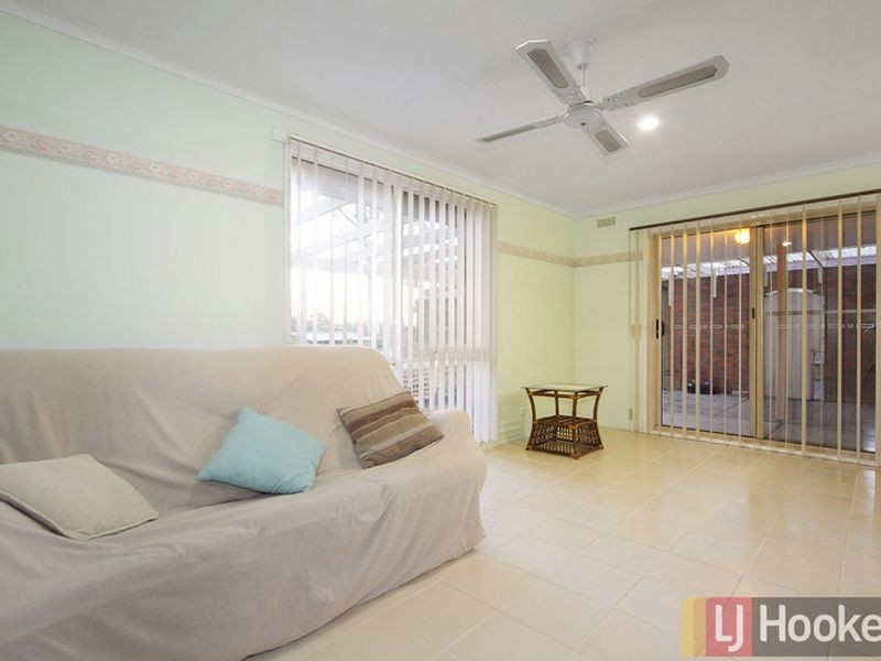 15 Sinclair Court, Hampton Park VIC 3976