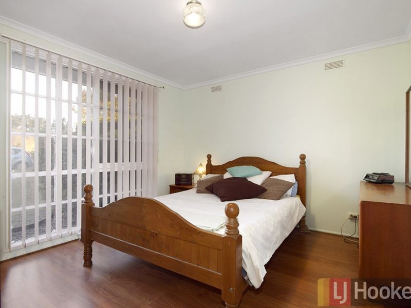 15 Sinclair Court, Hampton Park VIC 3976