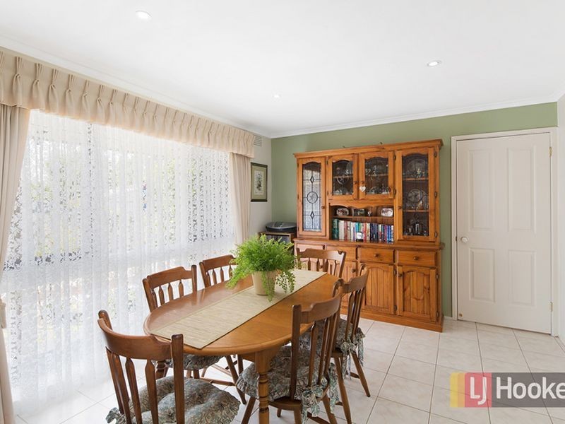 2 Anderson Close, Hampton Park VIC 3976