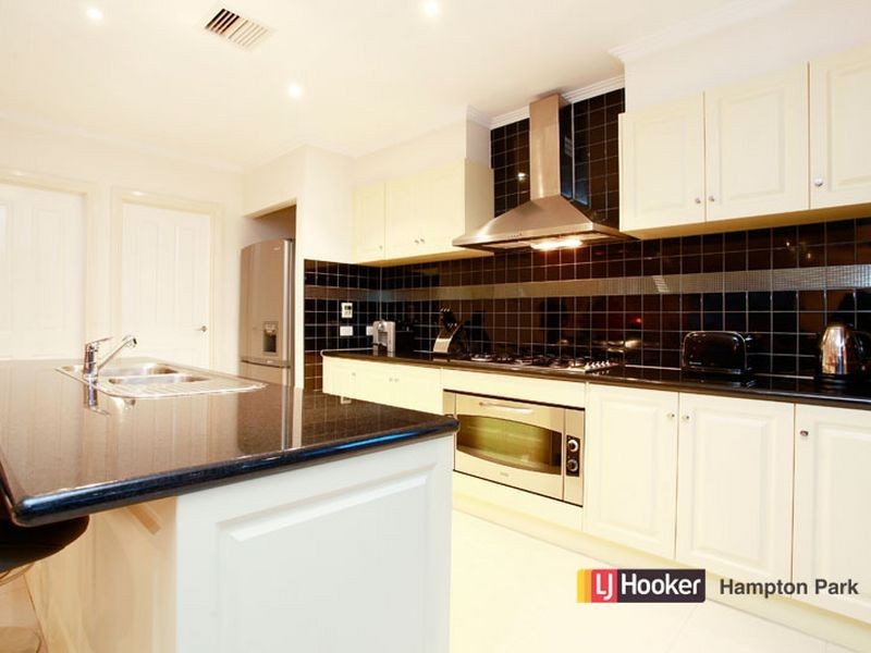 11 Ardenne Court, Narre Warren South VIC 3805