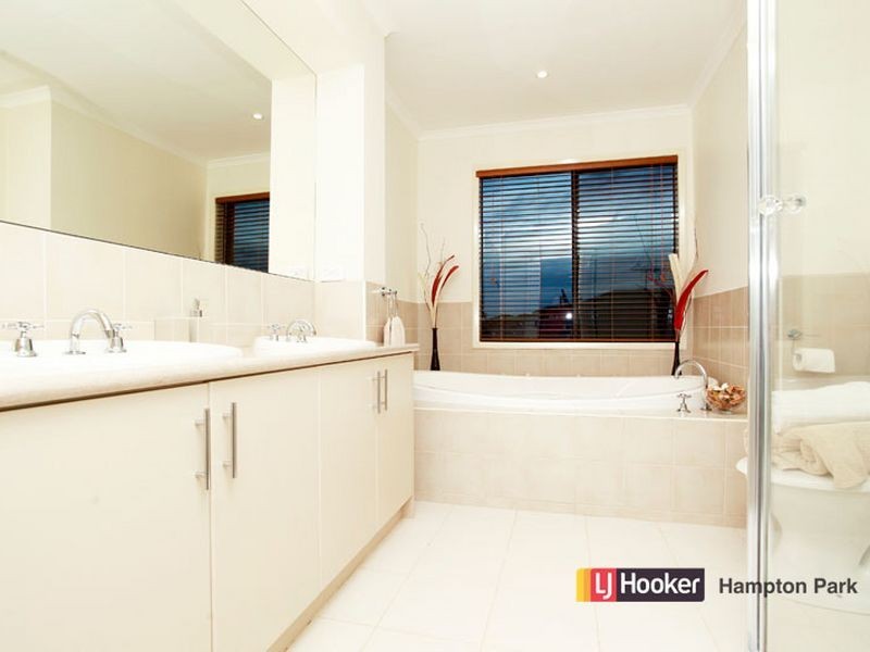 11 Ardenne Court, Narre Warren South VIC 3805