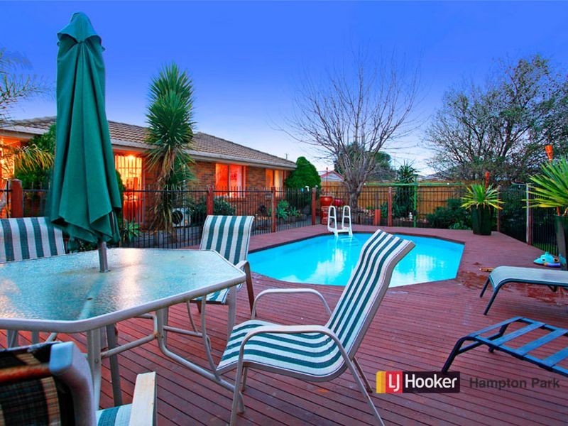6 Beth Court, Hampton Park VIC 3976