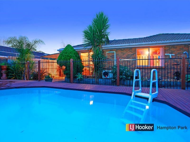 6 Beth Court, Hampton Park VIC 3976