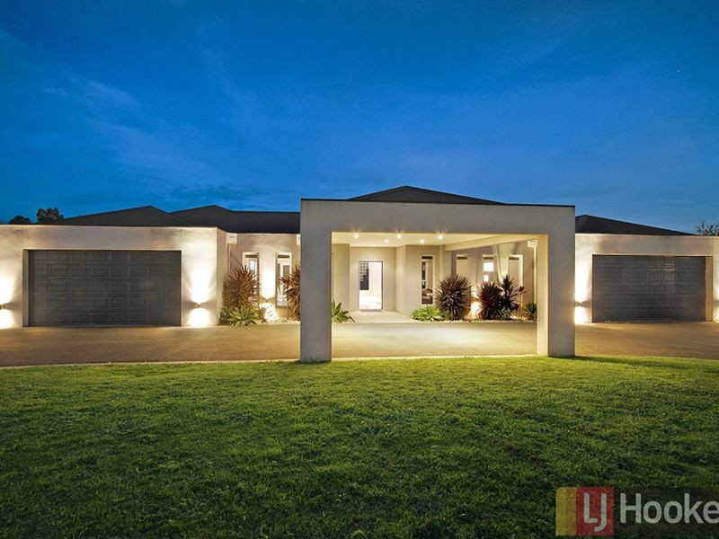 53-55 St Helens Crescent, Narre Warren North VIC 3804