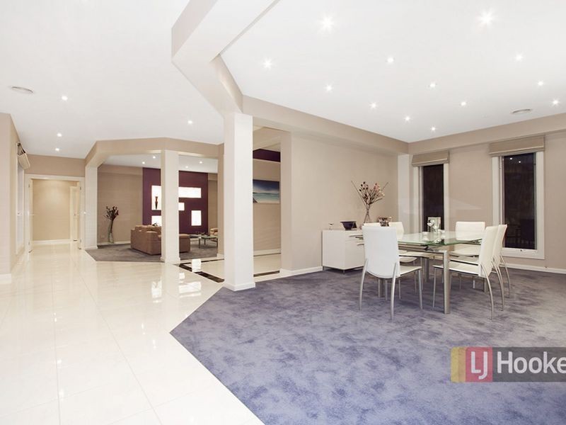 53-55 St Helens Crescent, Narre Warren North VIC 3804