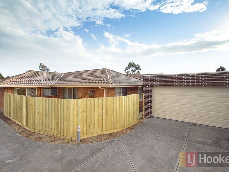 35 Ivan Crescent, Hampton Park VIC 3976