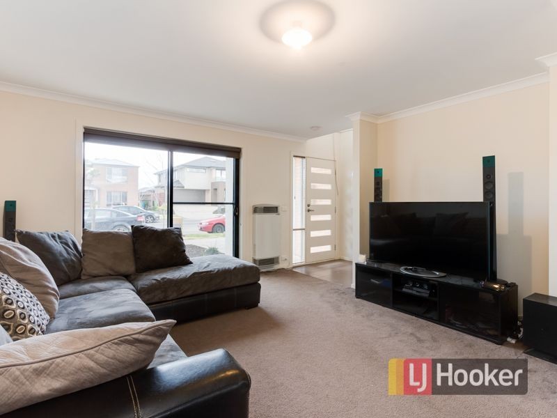 82 Green Gully Road, Clyde VIC 3978