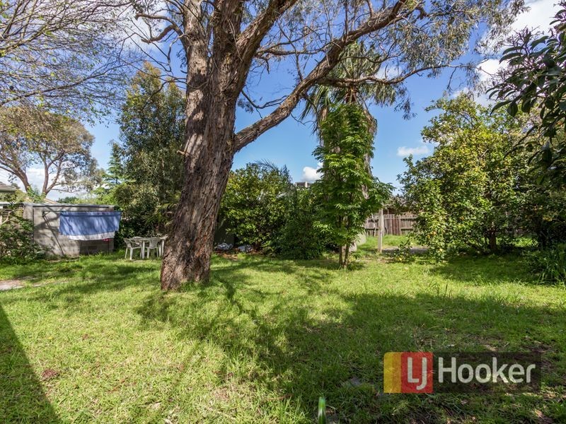 16 Hanley Street, Narre Warren VIC 3805