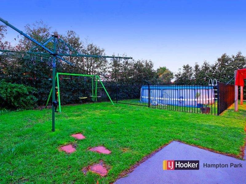 43 Chisholm Crescent, Narre Warren South VIC 3805
