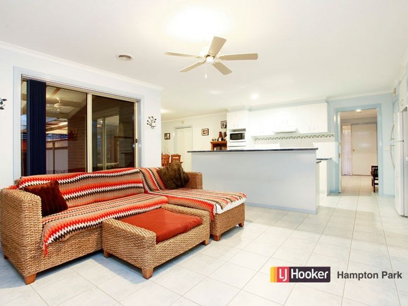 43 Chisholm Crescent, Narre Warren South VIC 3805