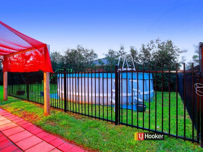 43 Chisholm Crescent, Narre Warren South VIC 3805