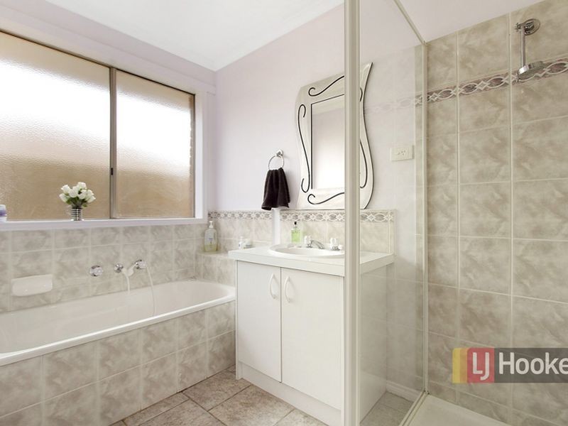 2 Insaf Court, Hampton Park VIC 3976