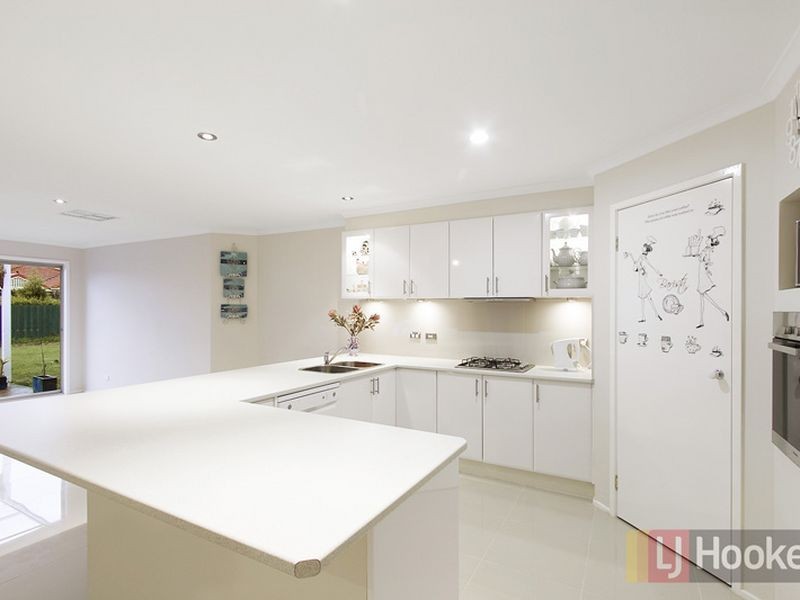 27 Beethoven Drive, Narre Warren South VIC 3805