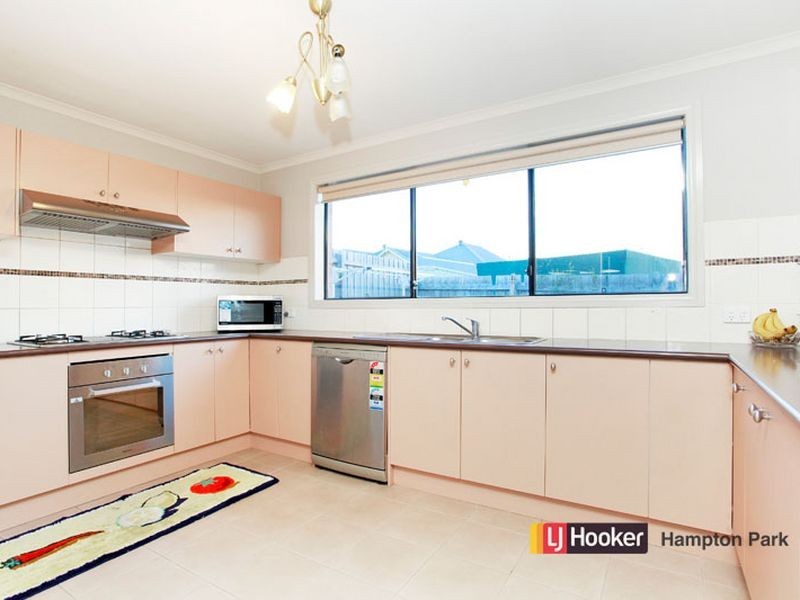 21 Fleur Court, Narre Warren South VIC 3805