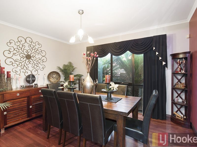 8 Dylan Court, Berwick VIC 3806