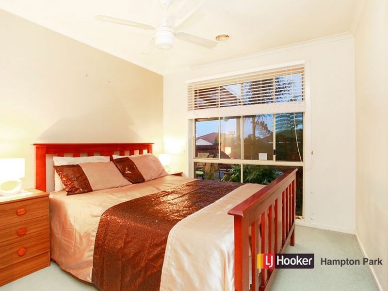 18 Redwood Avenue, Hampton Park VIC 3976