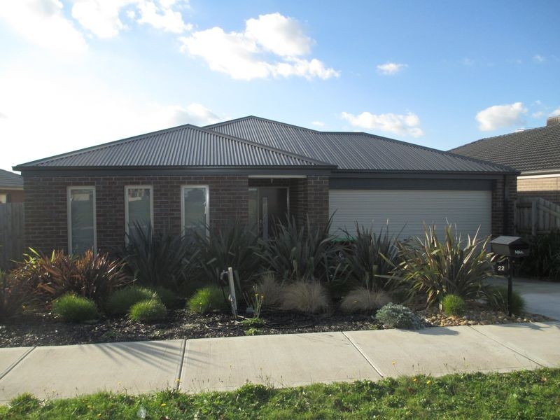22 Kingsfield Crescent, Lynbrook VIC 3975
