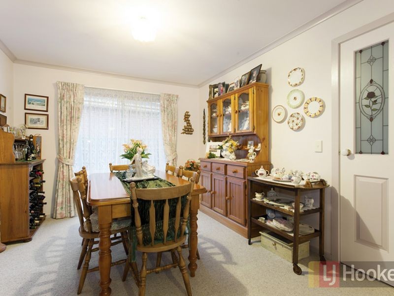 8 Victor Court, Hampton Park VIC 3976