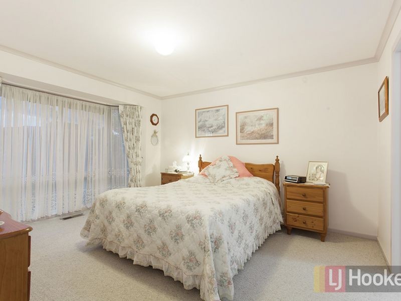 8 Victor Court, Hampton Park VIC 3976