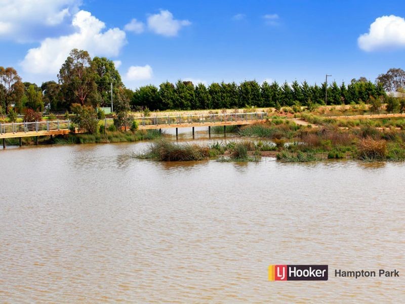 34 Bridge Road, Officer VIC 3809