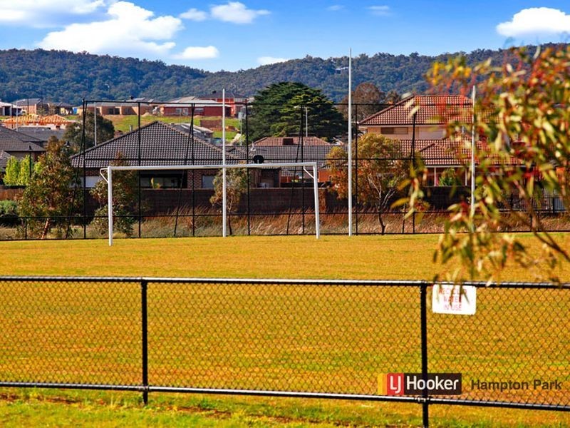 35 Bridge Road, Officer VIC 3809