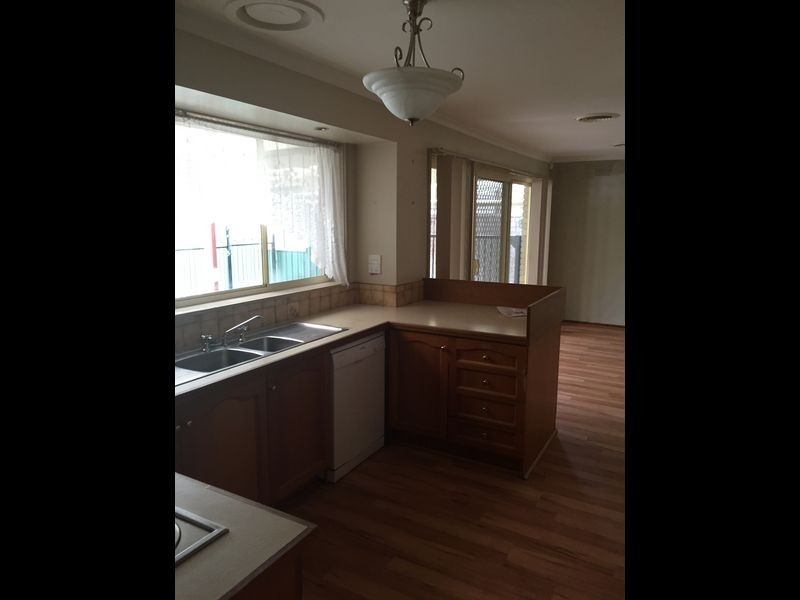 124 Somerville Road, Hampton Park VIC 3976