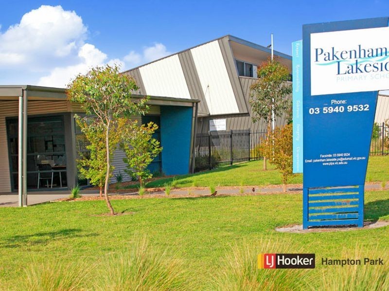 48 Cyan Crescent, Officer VIC 3809