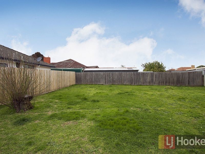 2/15 Parkland Avenue, Hampton Park VIC 3976