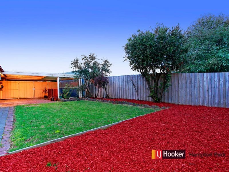 9 Norman Place, Narre Warren VIC 3805