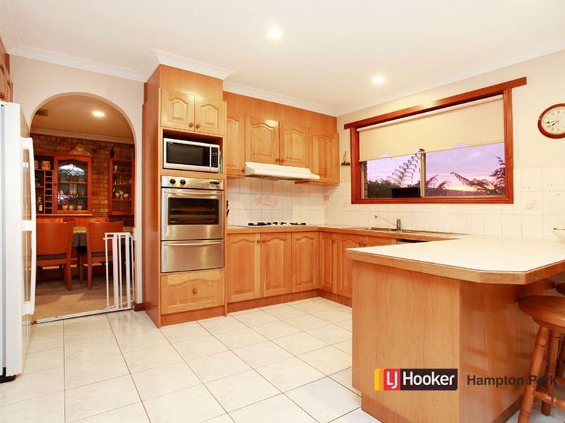 3 Dianna Court, Hampton Park VIC 3976