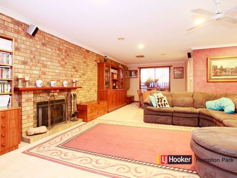 3 Dianna Court, Hampton Park VIC 3976