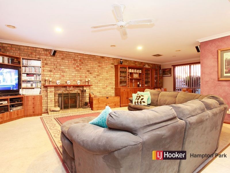 3 Dianna Court, Hampton Park VIC 3976