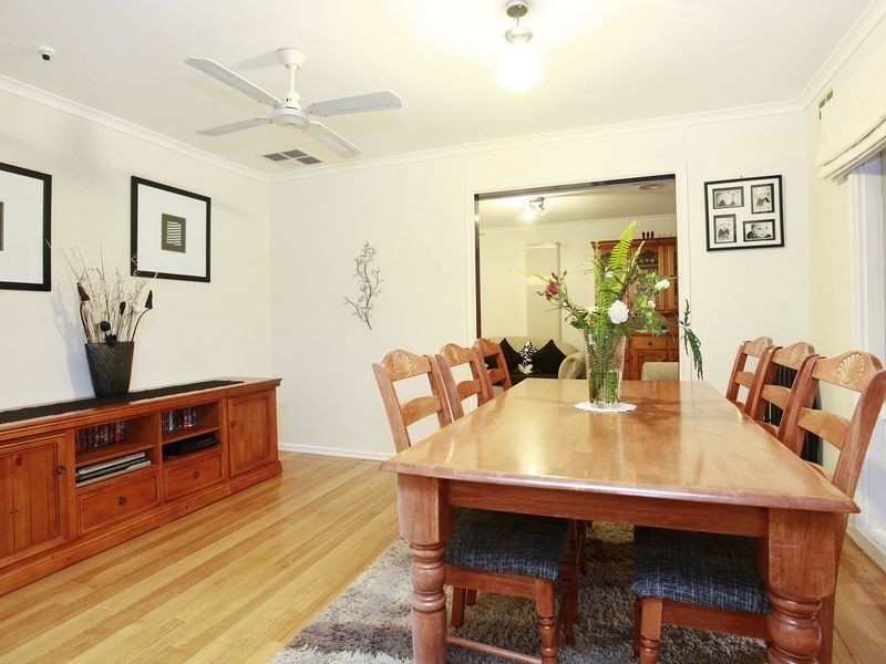 31 James Cook Drive, Cranbourne VIC 3977