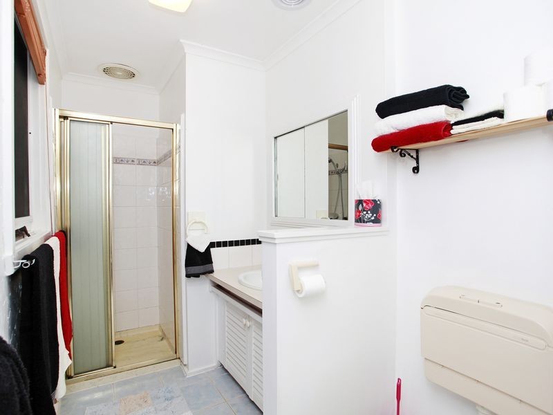 31 James Cook Drive, Cranbourne VIC 3977