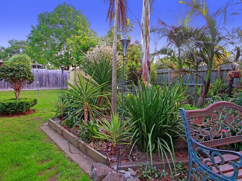 31 James Cook Drive, Cranbourne VIC 3977