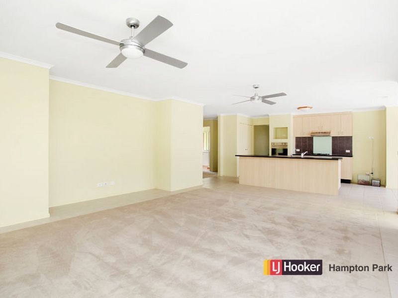 112 Langbourne Drive, Narre Warren South VIC 3805