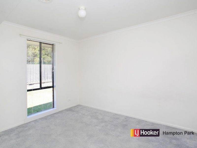 30 Redwood Avenue, Hampton Park VIC 3976