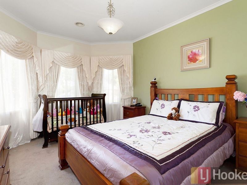 63 Wood Road, Narre Warren South VIC 3805