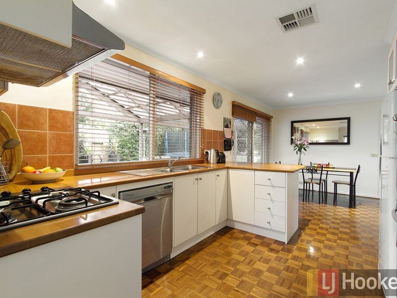 1 Garem Gam Wynd, Narre Warren South VIC 3805