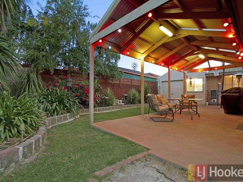 2 Forrester Walk, Narre Warren South VIC 3805