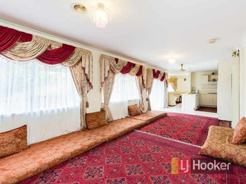 1 Baronet Walk, Narre Warren South VIC 3805