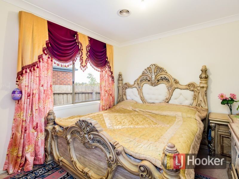 1 Baronet Walk, Narre Warren South VIC 3805