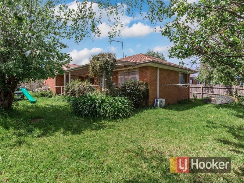 1 Baronet Walk, Narre Warren South VIC 3805