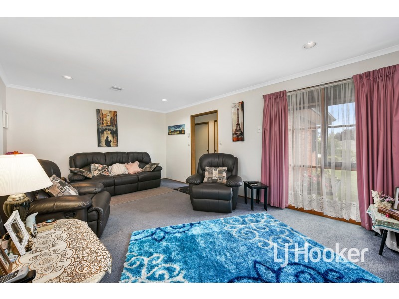 2 Eyebright Square, Hallam VIC 3803